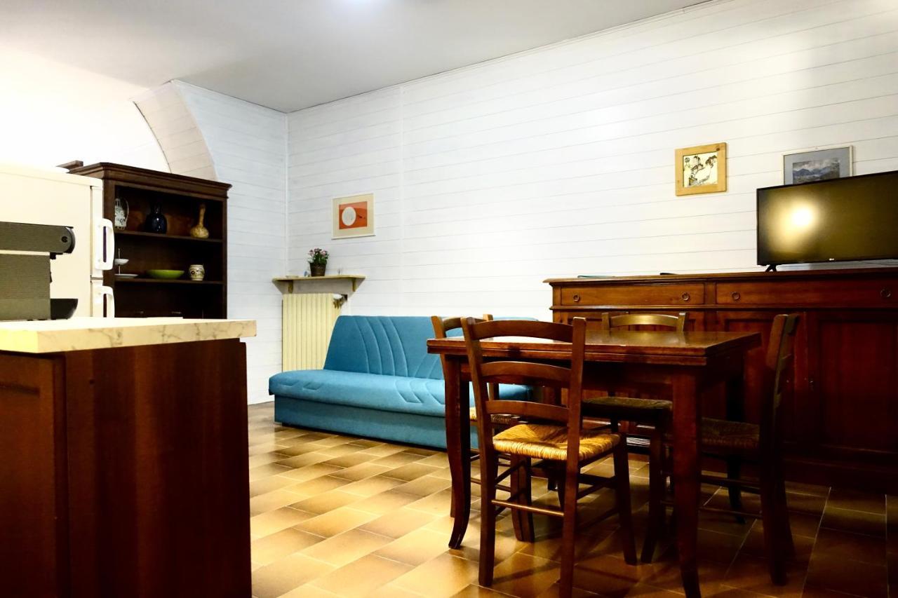Agriturismo Montioni โซวิชิลเล ภายนอก รูปภาพ